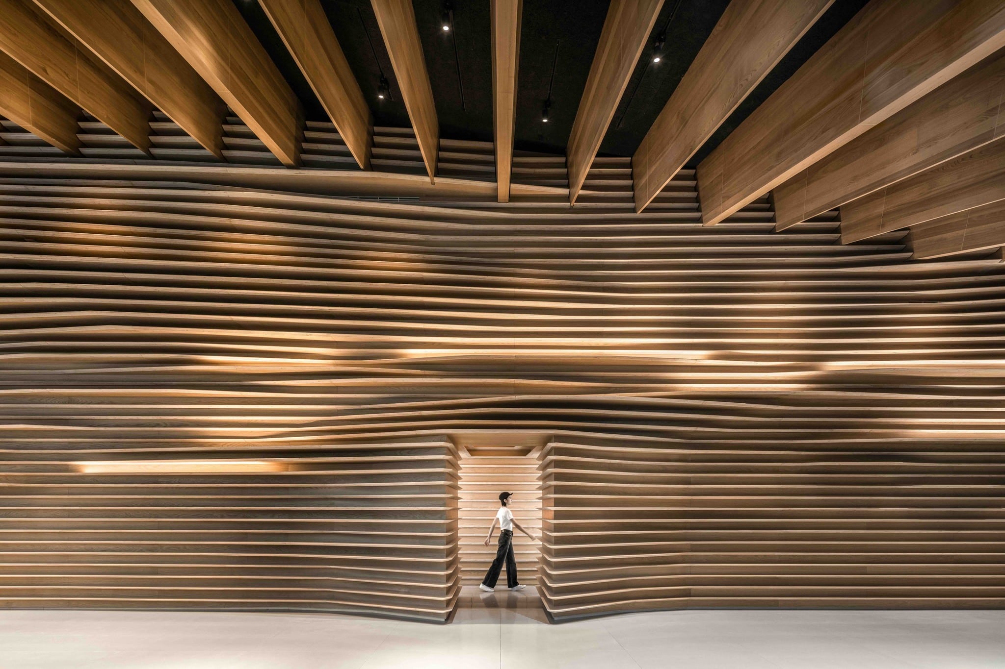 台中新地標「勤美術館」12/13正式開幕！融合綠意、創意、靈感，隈研吾在台首座美術館作品。